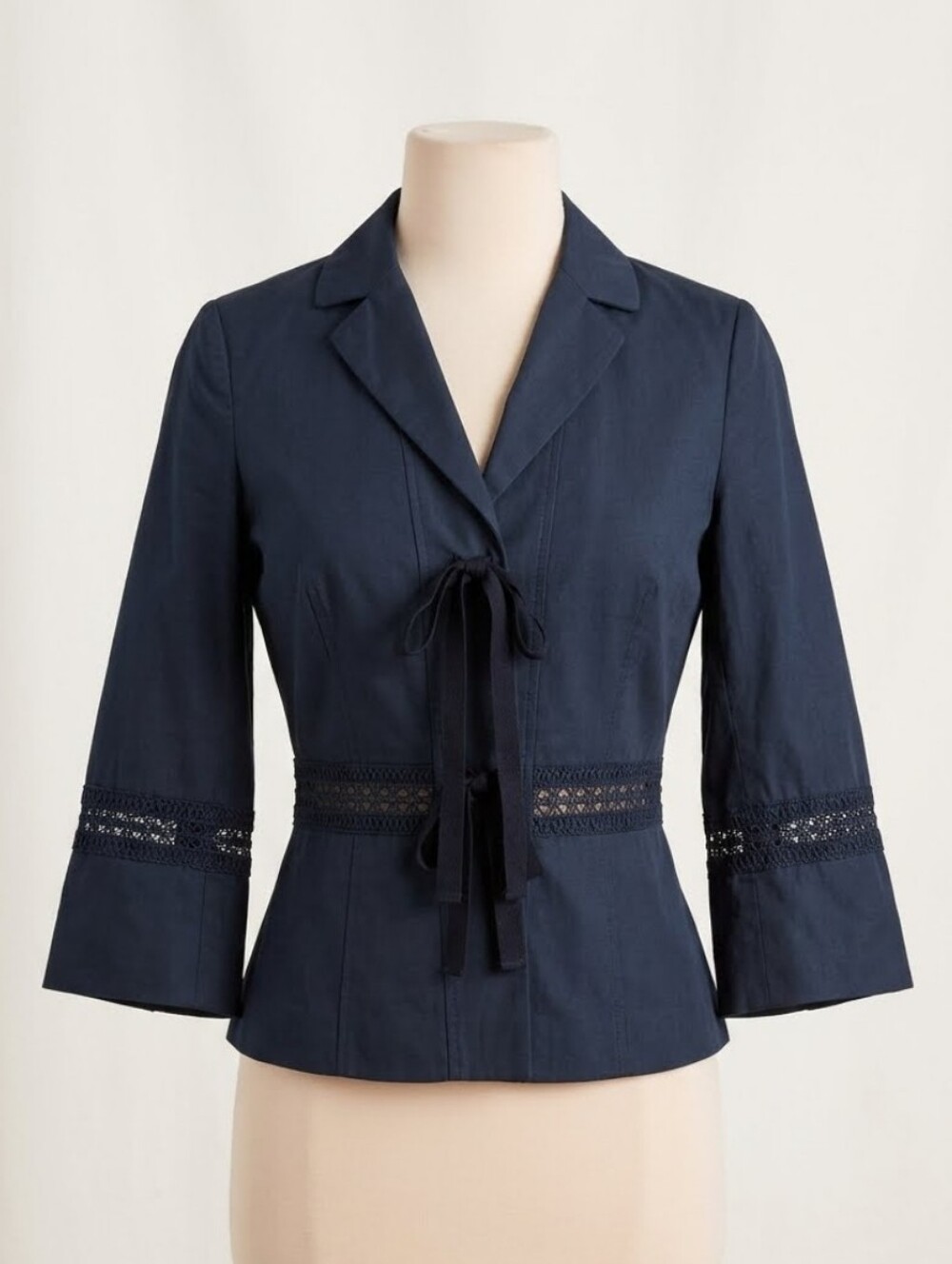 Robert Rodriguez Black Cropped Tie-Front  Formal Jacket Sz 4
